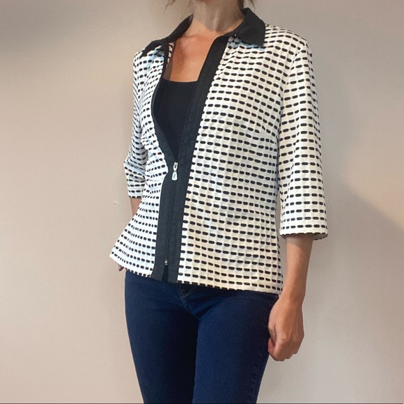 Vintage Black & White Collared Zip Up - Picture 7 of 12